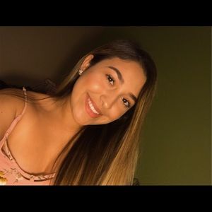 Meet your Posher, Brianna